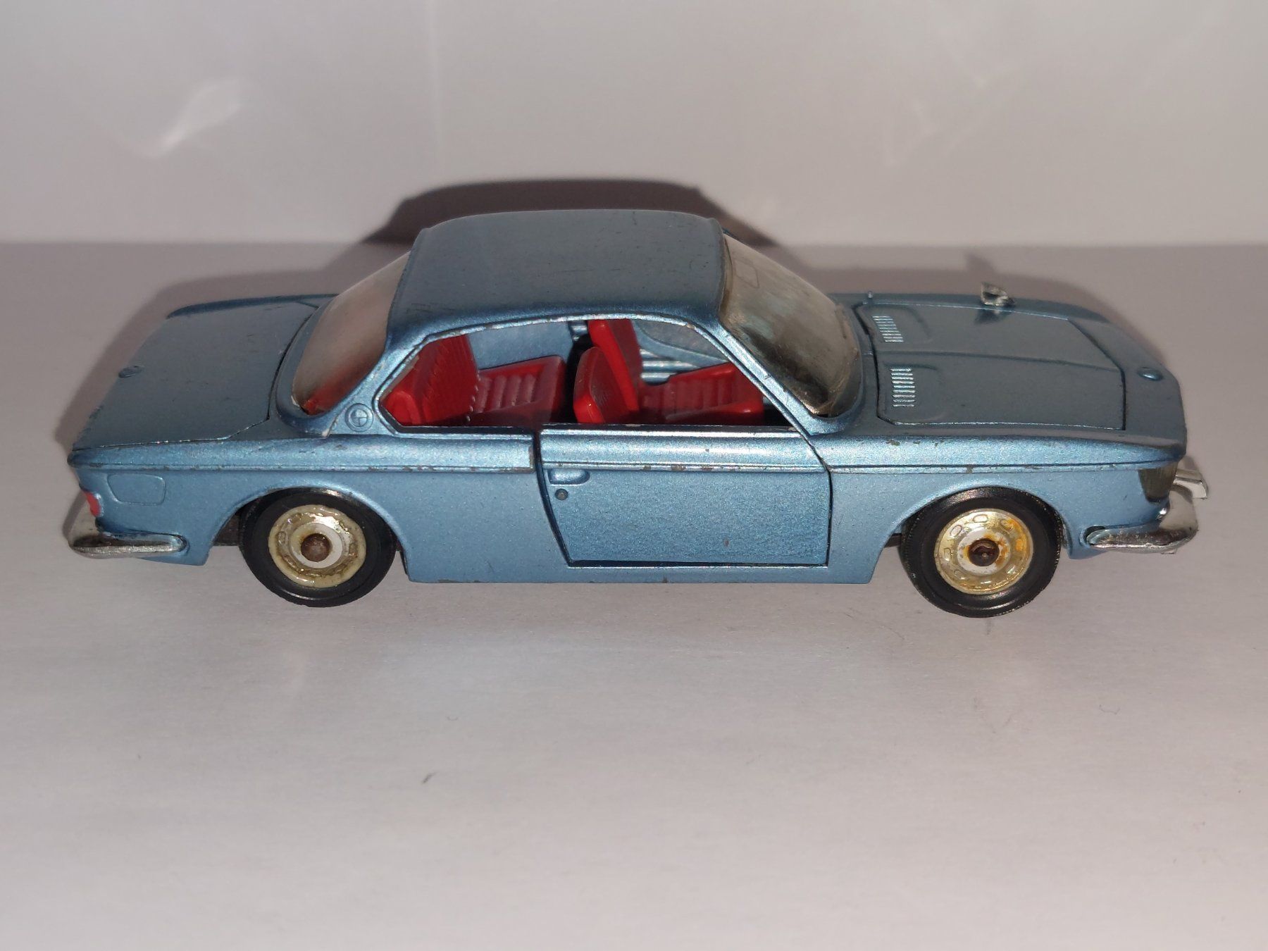 BMW Modellini d'auto: BMW 2000 CS 1:43 Märklin – Usato da Diegten venduto da isetta590 3