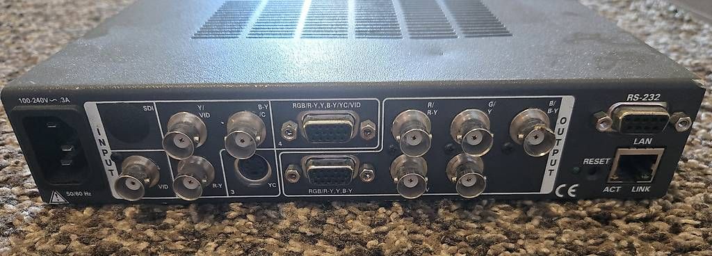 Equalizer: Extron DVS 304 – Gebraucht aus Bulle von Phob0s 1