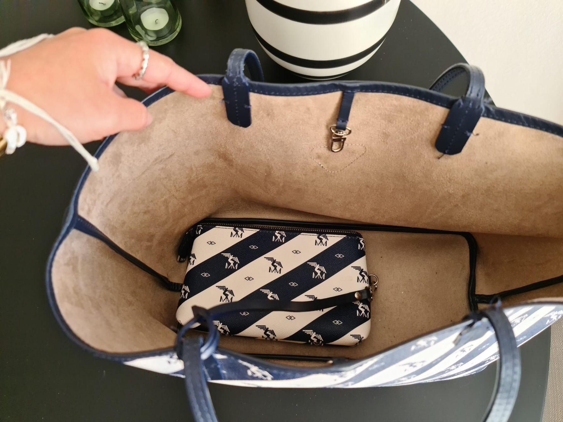 Maison Mollerus Borse da donna: MAISON MOLLERUS Shopper Bern / Special Edition, weiss/blau – Usato da Aadorf venduto da nad_n7rr 1