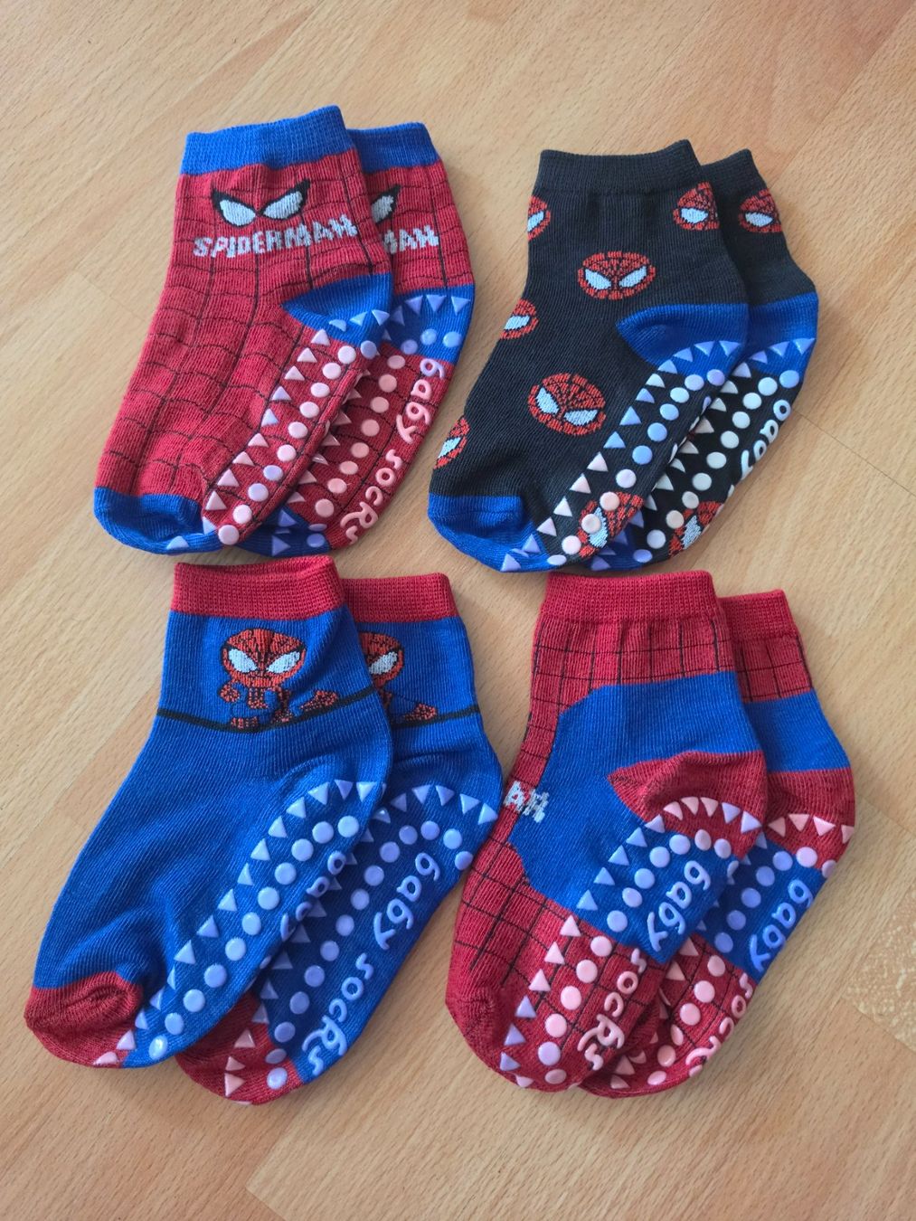 Disney Socken für Kinder: Antirutsch Socken "Spiderman" Gr.27/30 – Neu und originalverpackt aus Gerlafingen von SiM_sch