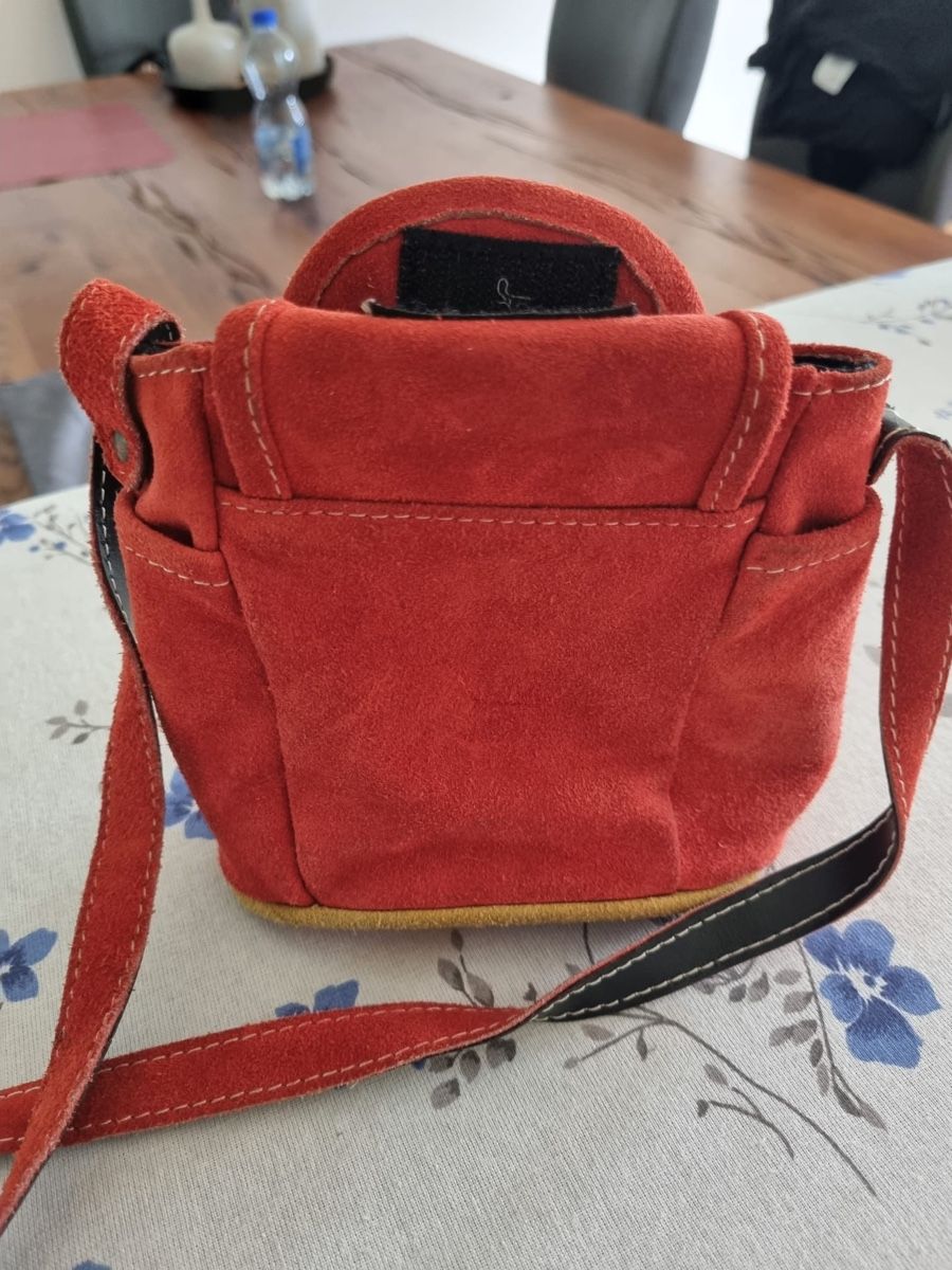 Borse da donna: Handtasche – Usato da Adliswil venduto da rossoelmare 1