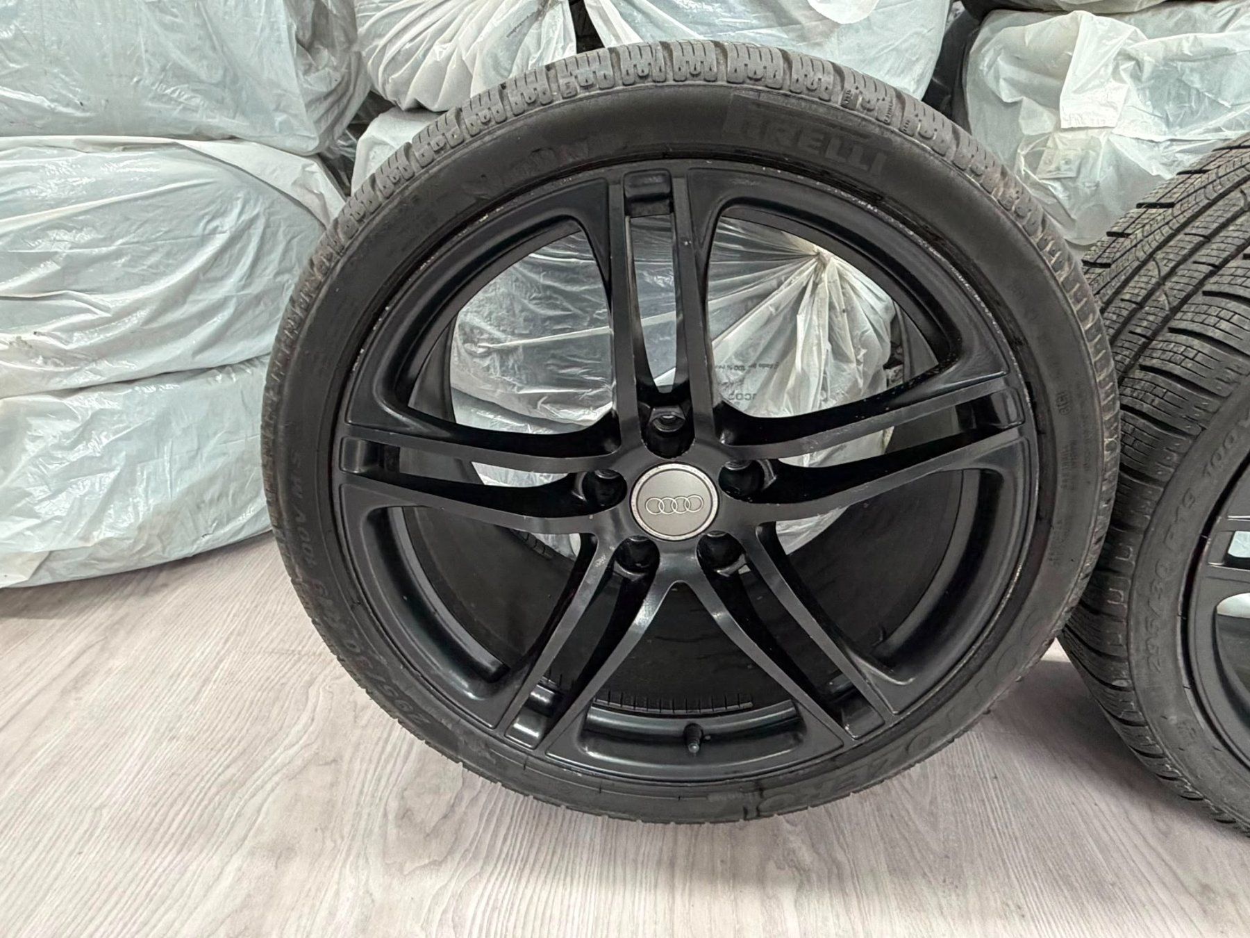 Audi Pneus & Roues: Audi R8 Winterräder – D'occasion à Regensdorf par NEYGroupGmbH 6