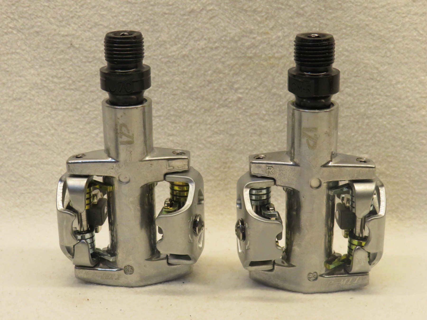 Ersatzteile: 3x VP -Components Clipless Pedals Compatible Alloy – Neu (gemäss Beschreibung) aus Elsau von MANWITHVAN
