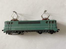 Schöne E Lok Märklin SNCF BB9223 Wechselstrom läuft gut