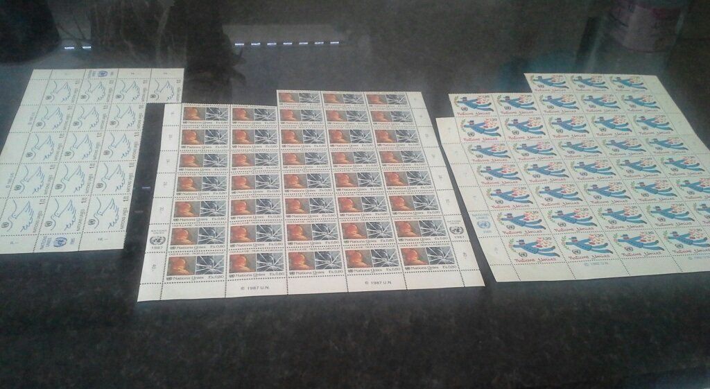 Tutti i francobolli: 56 CHF - ONU Briefmarken Postfrisch 1985 – Nuovo e nell'imballaggio originale da Chavornay venduto da didou2009