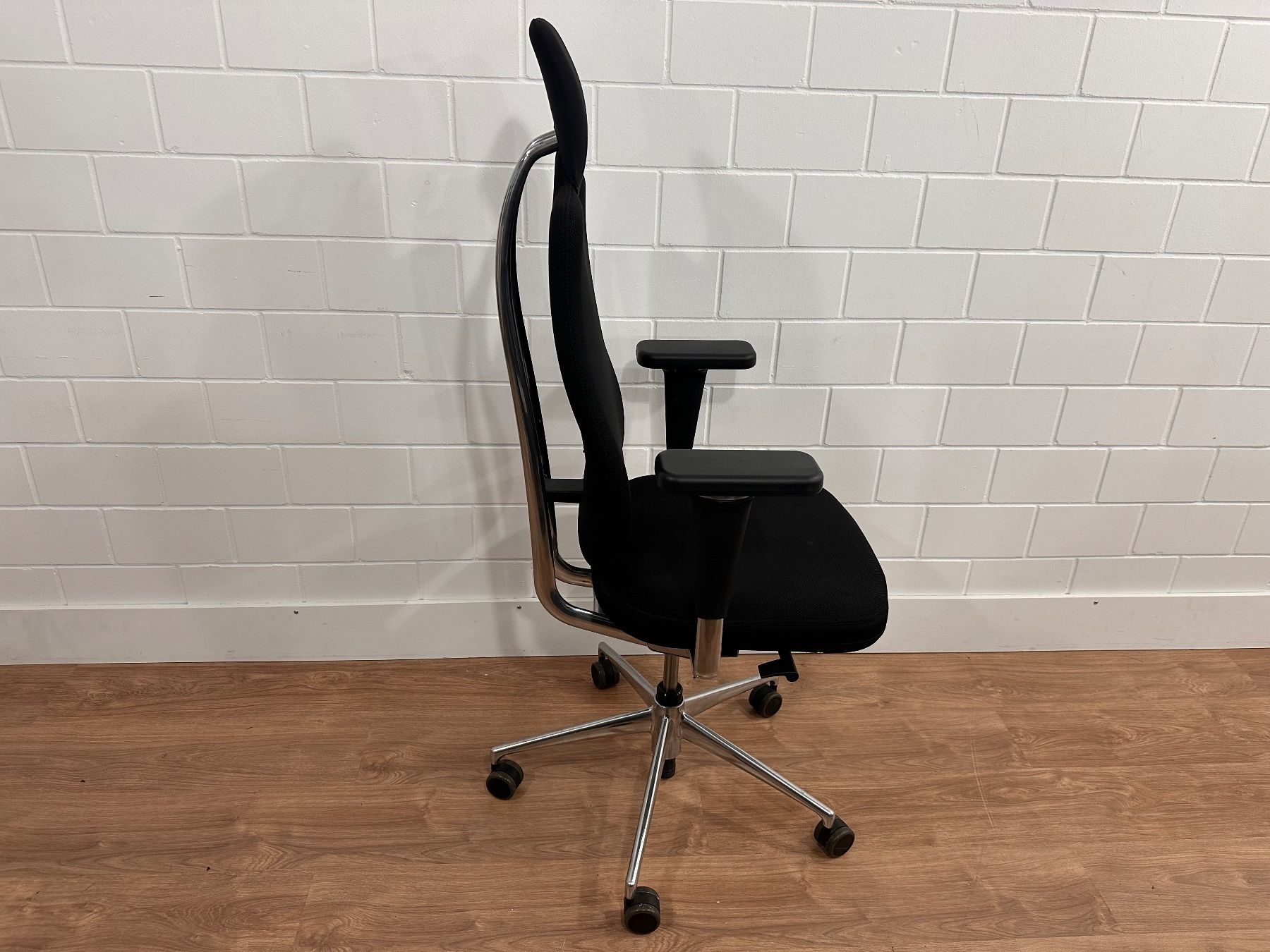 Vitra Bürostühle: Vitra Headline Bürostuhl – Gebraucht aus Winterthur von  2