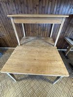 Holztisch