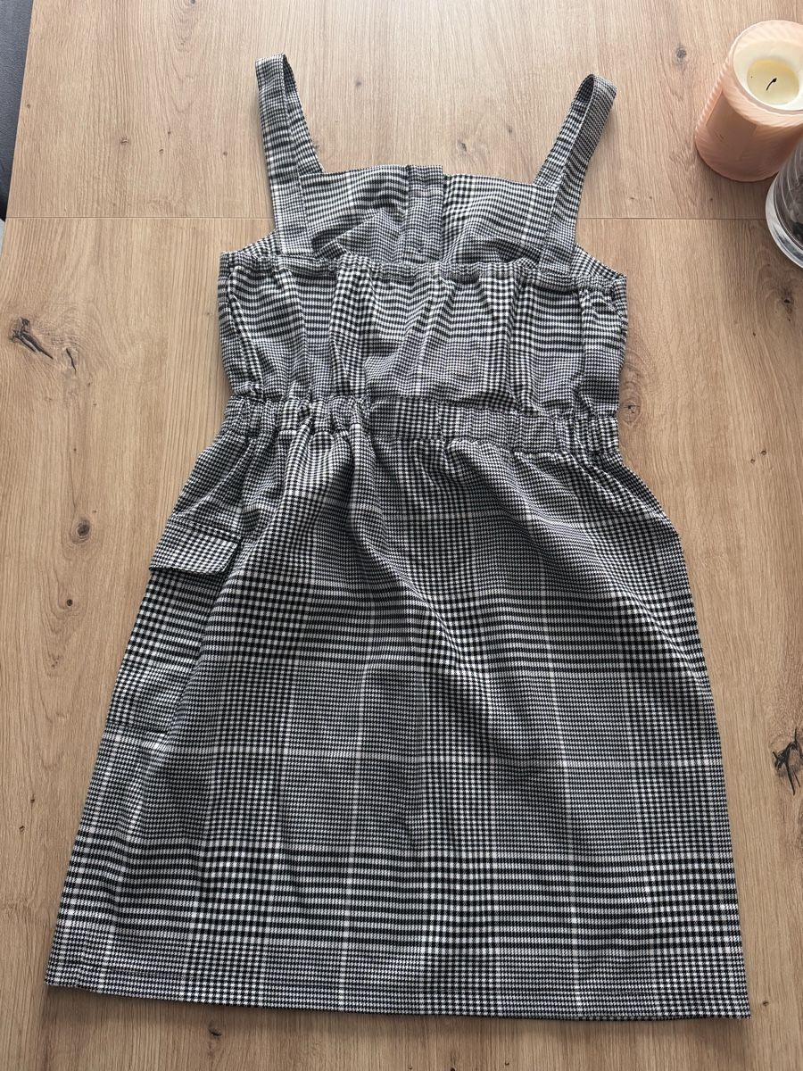 Vestiti & Gonne: Robe courte à carreaux taille 158 – Usato da La Chaux-de-Fonds venduto da Sabinchenn 1