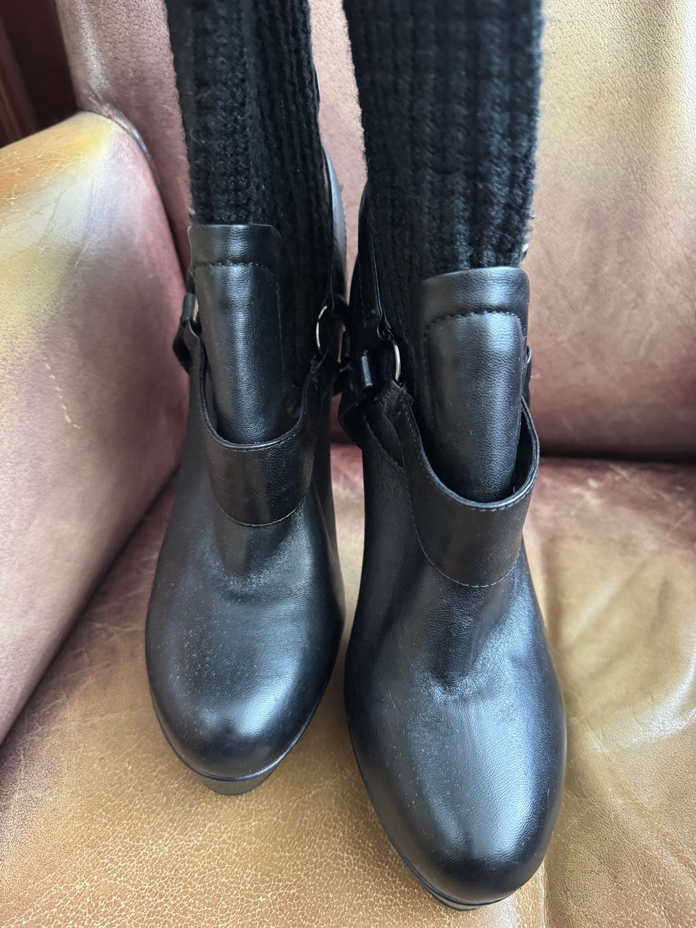 Scarpe da donna: Leder Overknees Stiefel – Usato da Obfelden venduto da cesarina10 2