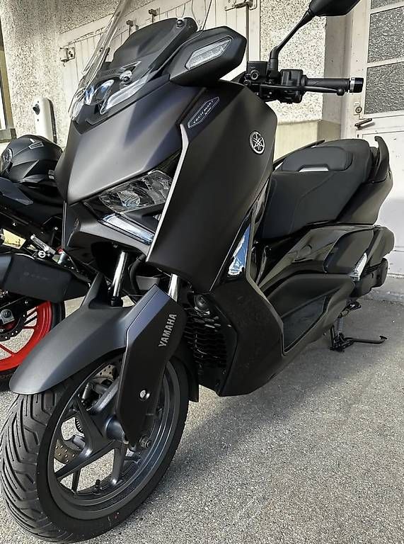 Scooter: Yamaha XMax 125 Tech MAX + / 05-2025 / 1800km – Usato da Jona venduto da ramiz93 2