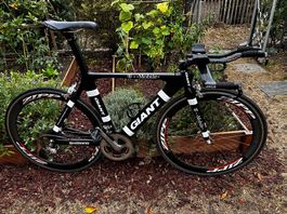 Giant TT-Rad mit Zipp-Laufrädern zu verkaufen