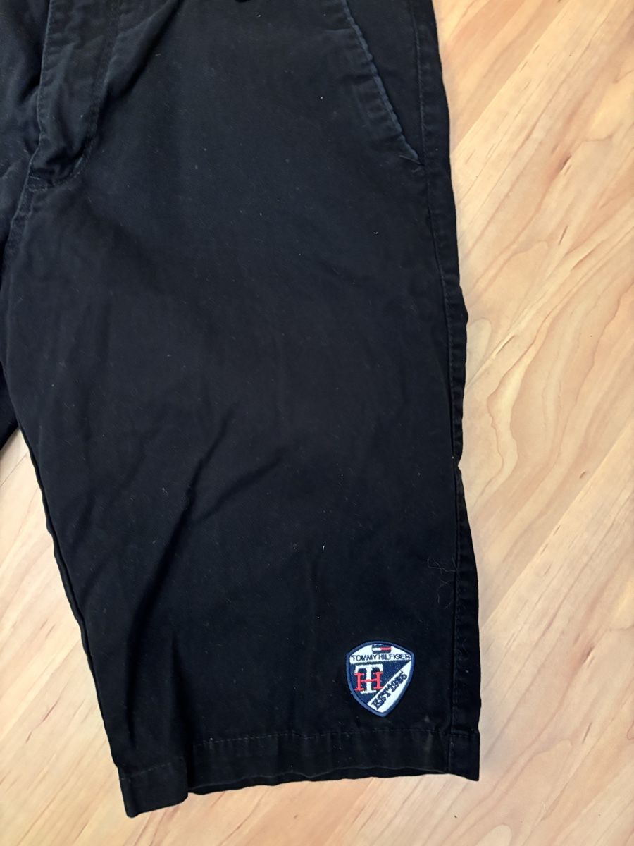 Tommy Hilfiger Pantaloni: Bermudas Hilfiger Gr. M Herren – Nuovo (secondo la descrizione) da Kaltbrunn venduto da Modern 2