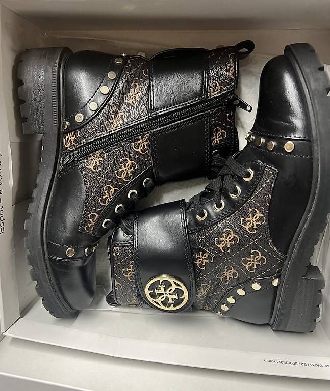 Chaussures femmes: Guess Boots Gr.37 – D'occasion à Kriens par JordanG