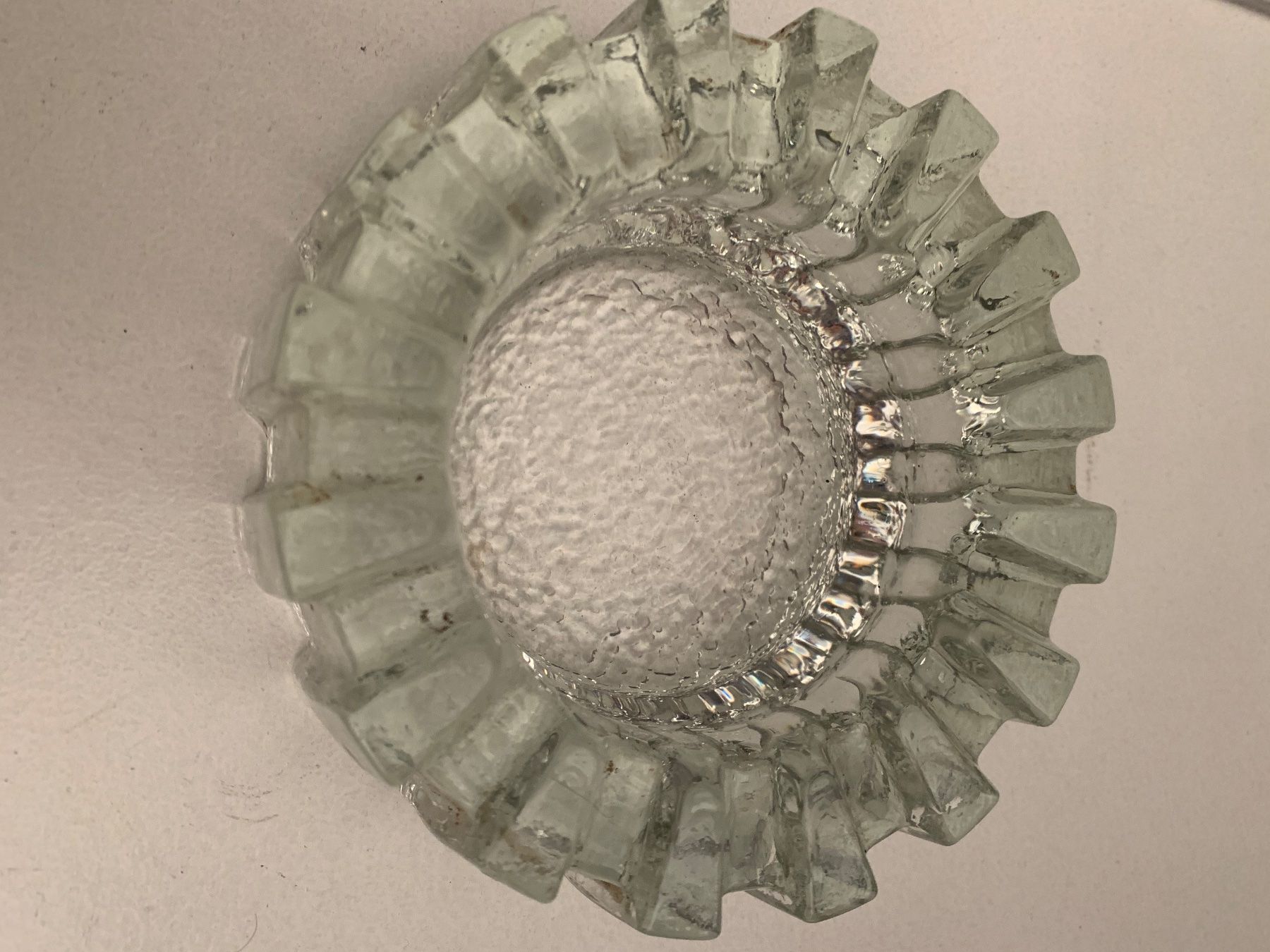 Portacenere: Aschenbecher aus den 70er Radius ca. 13 cm – Usato da Zürich venduto da Mobberhund 3