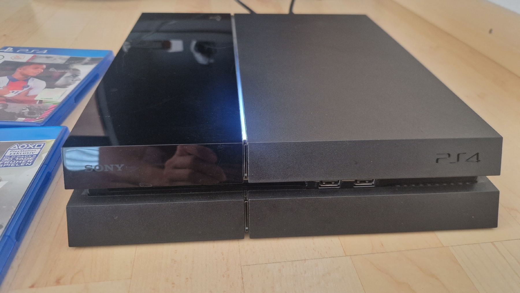 Sony Console: PlayStation 4 |500GB | CUH-1003A | +3 Controller | +4 Games – Usato da Neuenkirch venduto da B.-S. 3