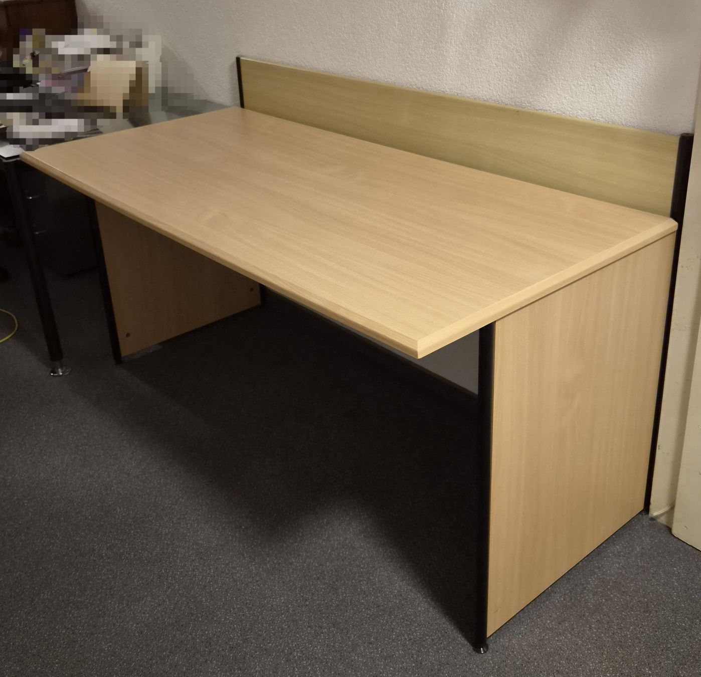 Schreibtische: Schreibtisch gebraucht – Gebraucht aus Wil SG von _salutti 1