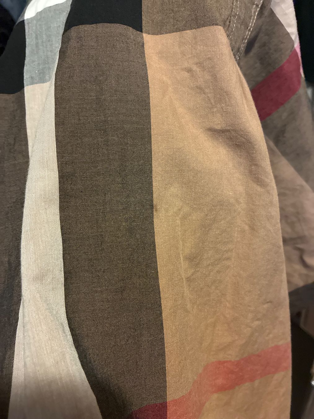 Burberry Camicette: Burberry Brit Nova Check Plaid Popover Half Button Blouse – Usato da Münchenstein venduto da B771 9
