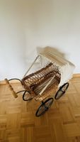 Antiker Puppenwagen