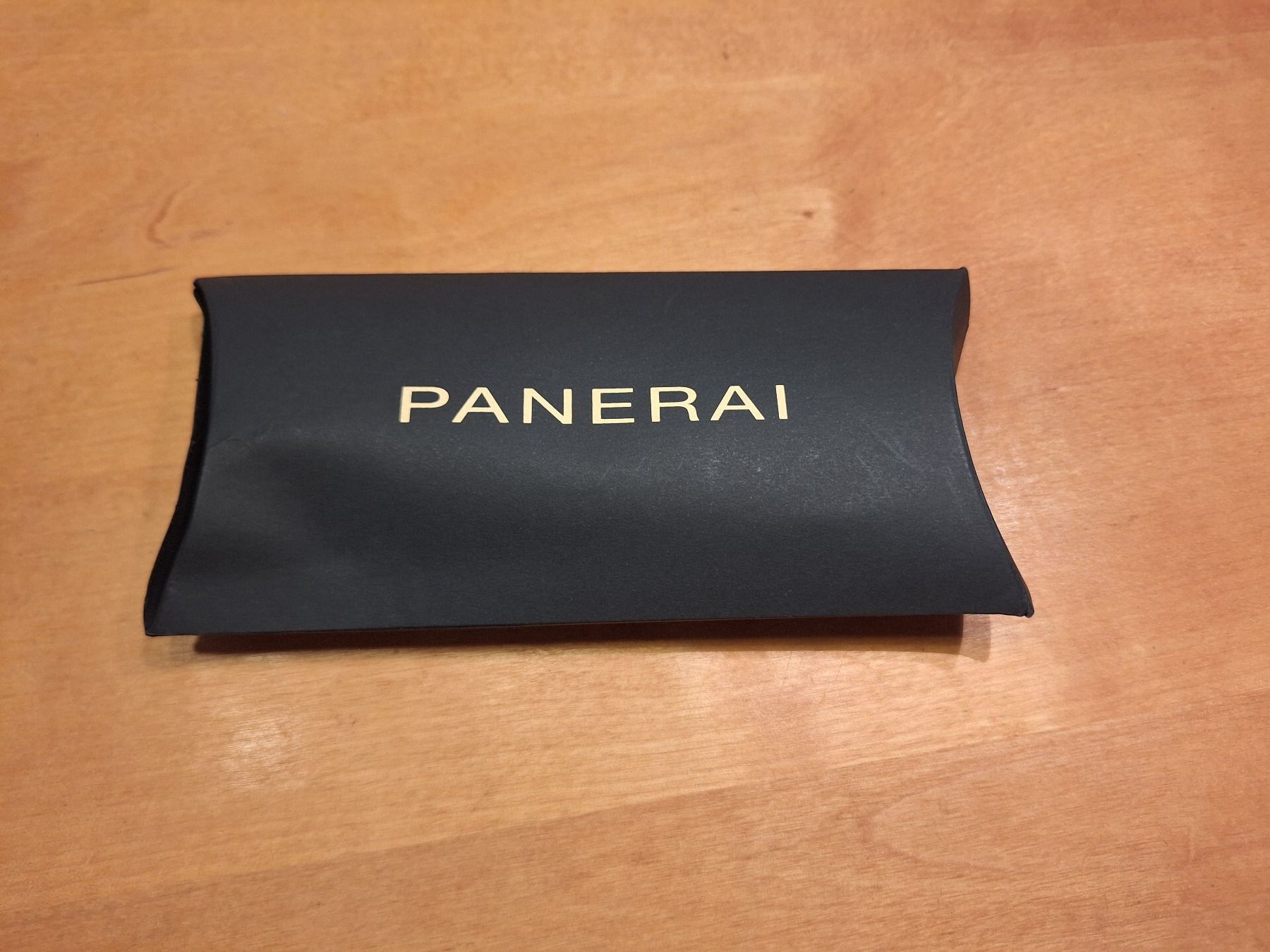 Panerai Orologi: Panerai Luminor Base Logo with box & maintenance up-to-date – Usato da Neuchâtel venduto da ger_h9s8 6