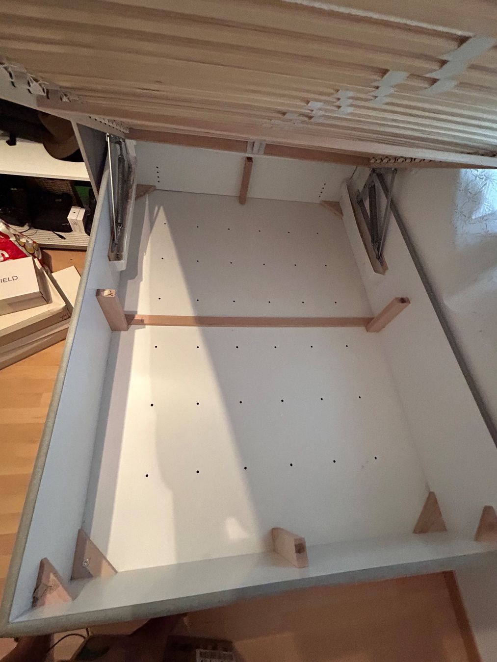 Letti: Sehr schönes Boxspringbett 140 – Usato da Unterägeri venduto da Hallihallox 3
