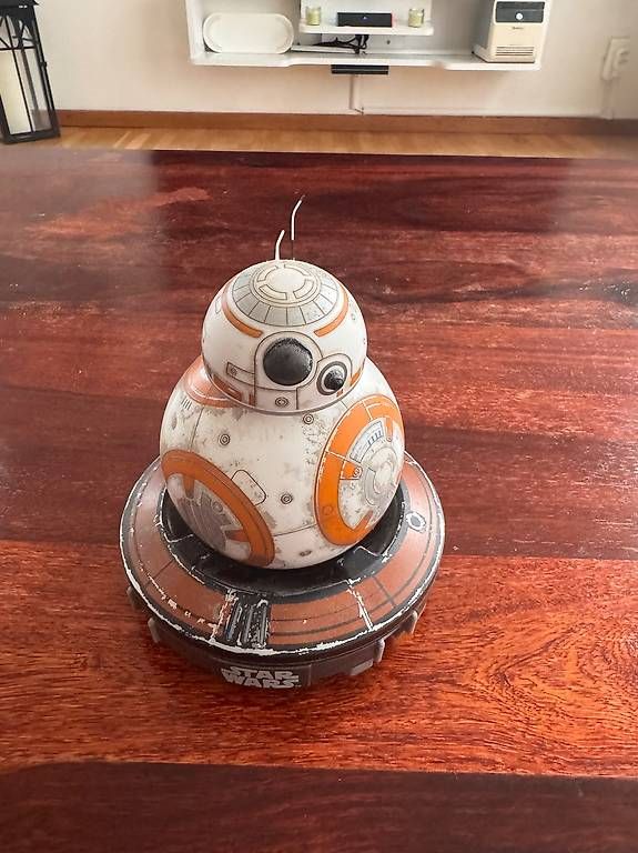 Star Wars Giocattoli: Star Wars BB-8 Droid Robot mit Ladestation und OVP – Usato da Dübendorf venduto da fuerloescher