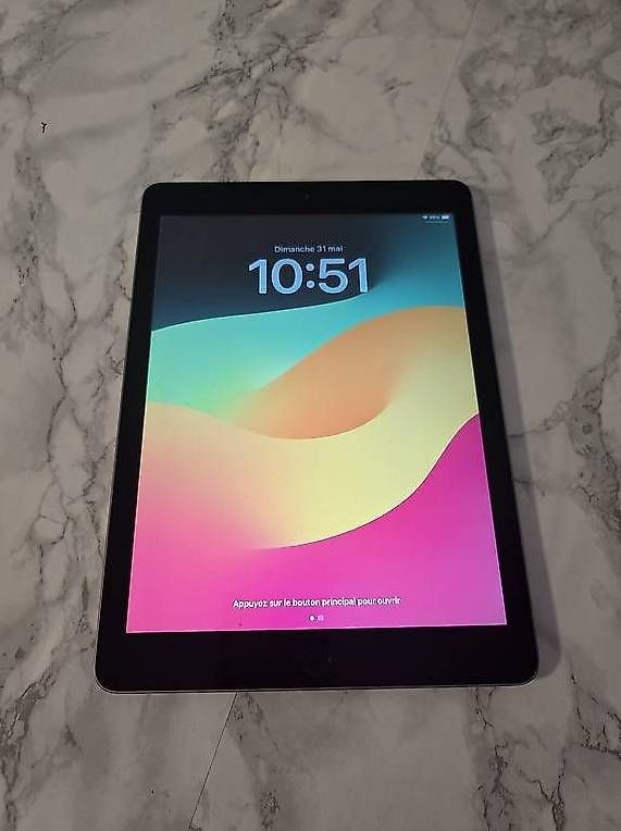 Apple Tablet PC: iPad 6| 128GB| Wi-Fi – Usato da Renens VD venduto da MTD2211 3