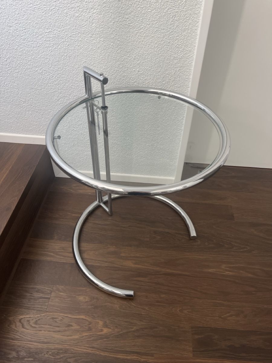 Tavoli: Designer-Beistelltisch – Nuovo (secondo la descrizione) da Männedorf venduto da cas_p66v 1