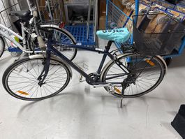 Citybike mit grossem Korb