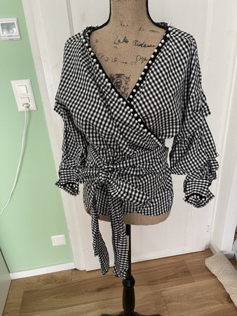 Damen Bluse Karomuster Schwarz Weiss Grösse L Zara