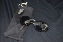 Sonnenbrille