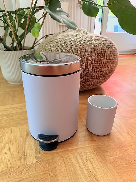 Cestini per rifiuti: Ikea Abfalleimer & WC Bürstenhalter Set – Usato da Arlesheim venduto da schoop.