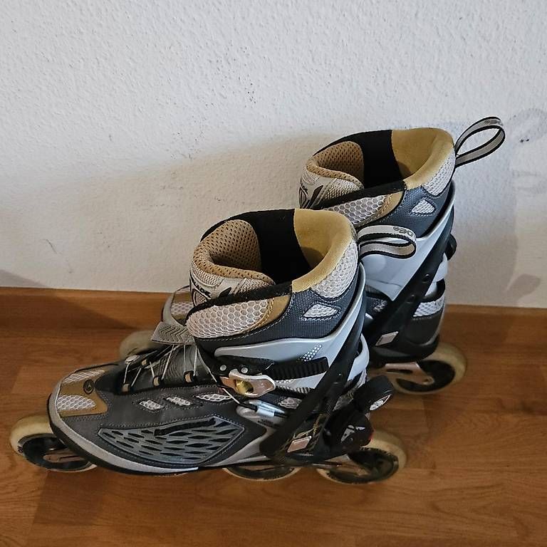 Patins à roul. & inline: Inline Skates, Rollerblade, Gr. 42 – D'occasion à Freidorf TG par Skilehrer01 2