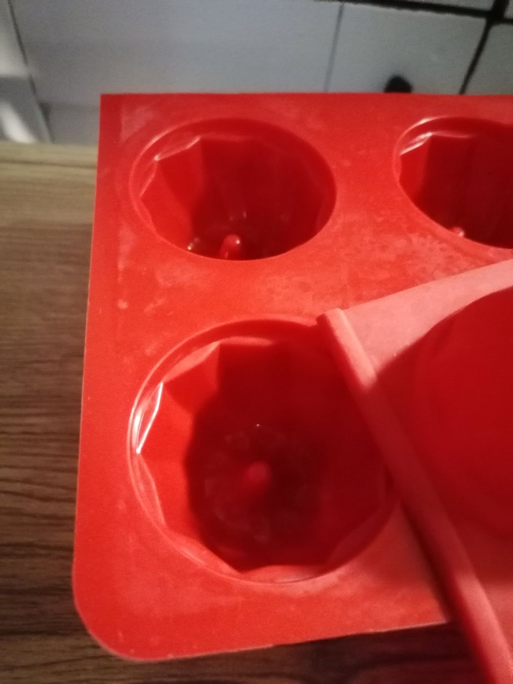 Betty Bossi Backformen: Mini Gugelhupf Backformen – Gebraucht aus Corcelles-près-Payerne von RxOne_Krs 3