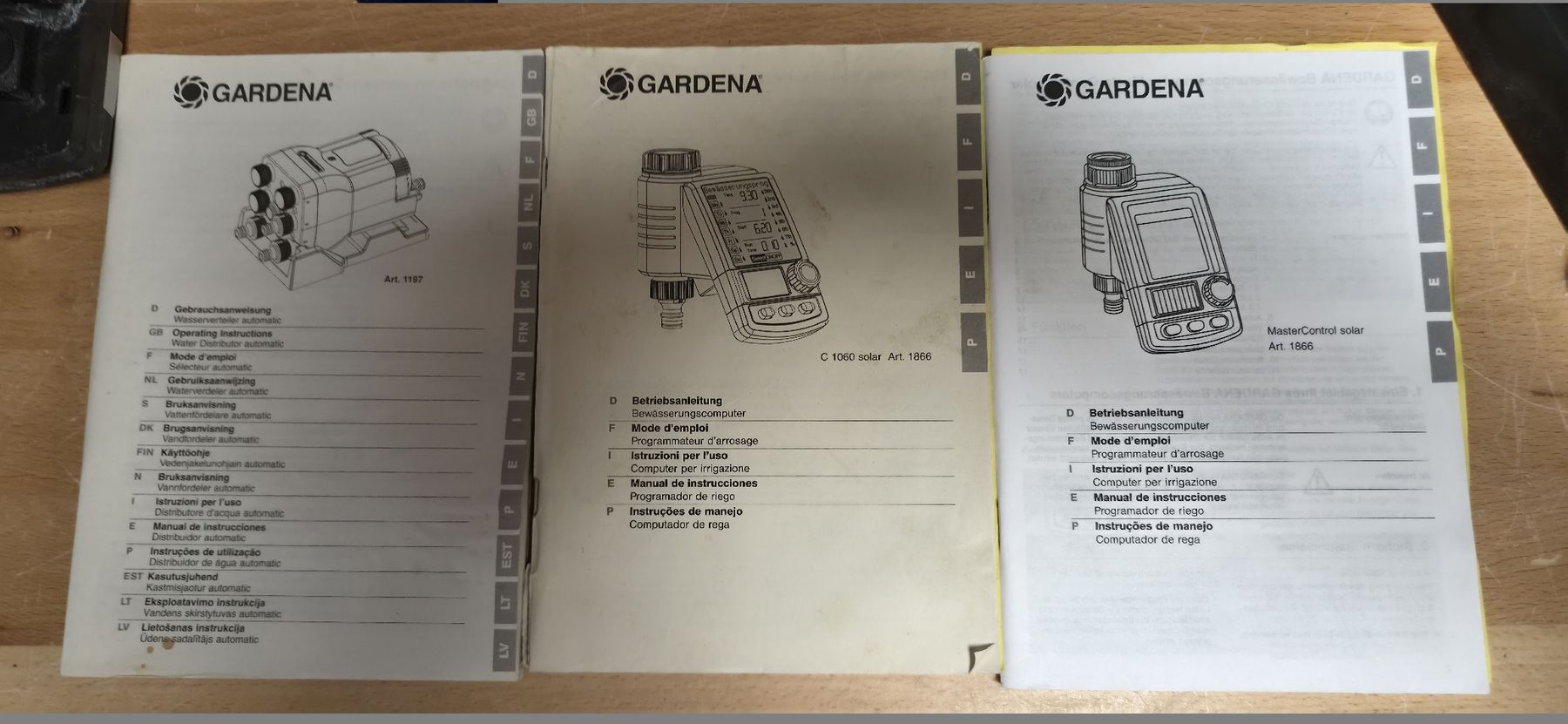 Systèmes de contrôle: Gardena Bewässerungcomputer 2 × C 1060 Plus, Wasserverteiler – D'occasion à Courgevaux par nih789 5