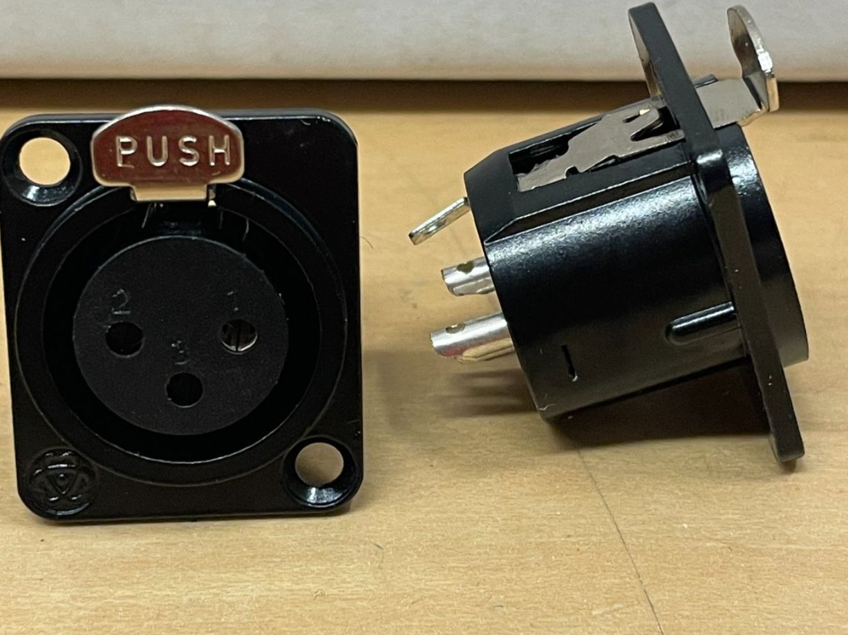 Kabel: 2er Set XLR Einbaubuchse 3pol schwarz    (A138) – Neu (gemäss Beschreibung) aus Däniken SO von Profog1 1