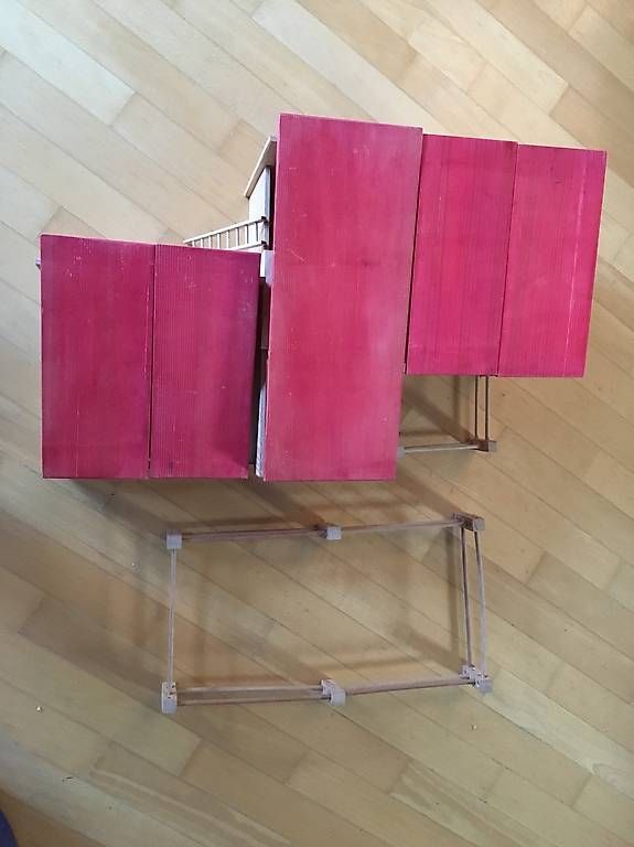 Spielzeuge: Holzstall – Gebraucht aus Zürich von Est-hi 1