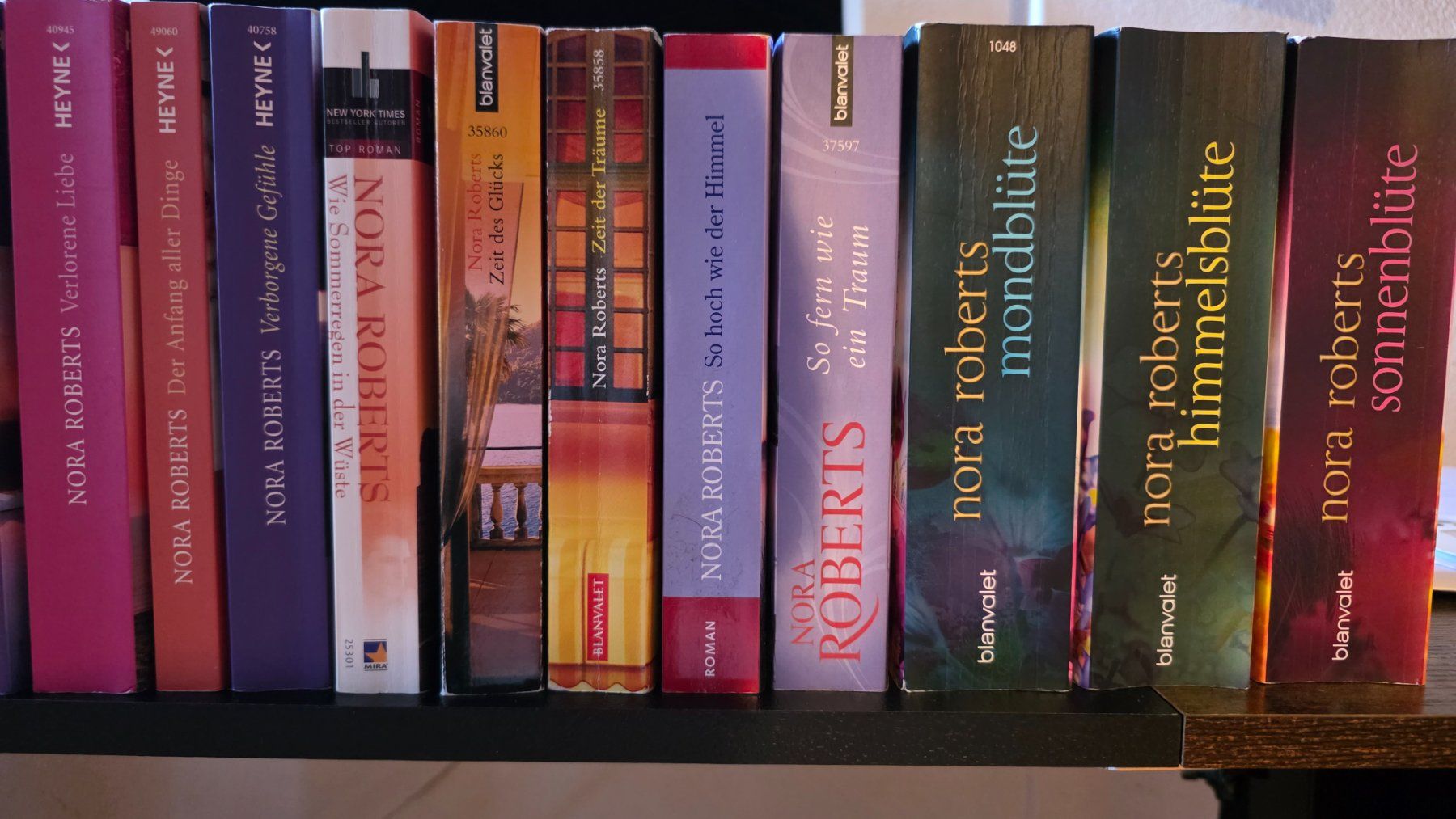 Livres: Nora Roberts Bücher – D'occasion à Rapperswil BE par Pooh13 2