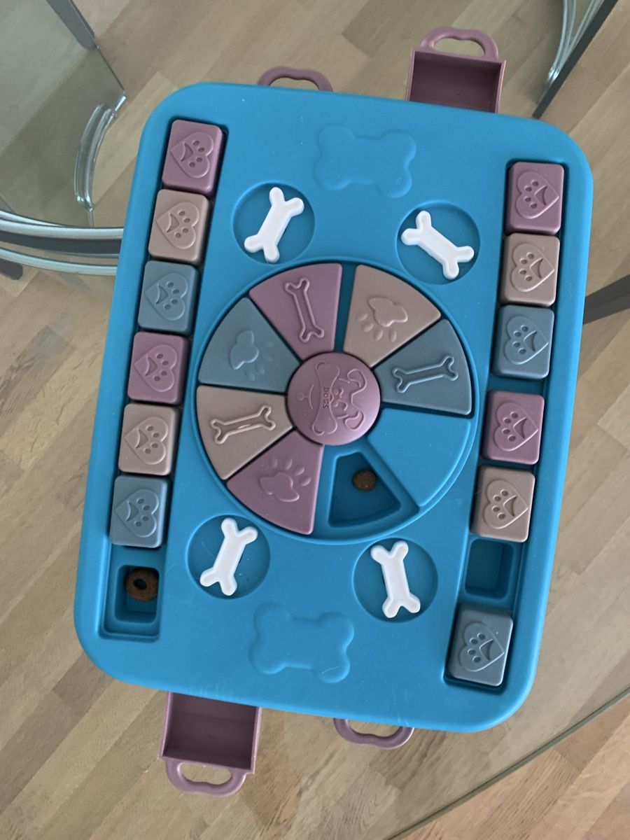 Jeux: Hund Puzzle – D'occasion à Basel par ani_9wqt