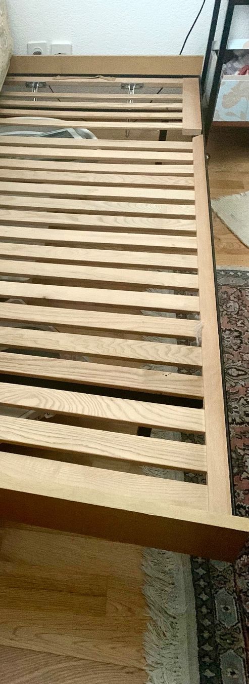 Letti: Victoria Möbel Bett  Eisen+Holz – Usato da Wallisellen venduto da Swissline11 4
