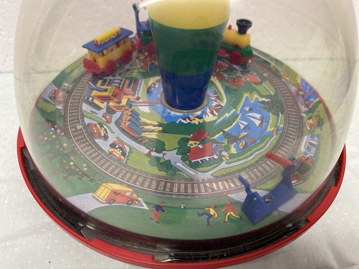 Spielzeuge: Nostalgische Kreisel mit Eisenbahn - ein Muss für Kinder – Gebraucht aus sursee von trilli-tralli 6