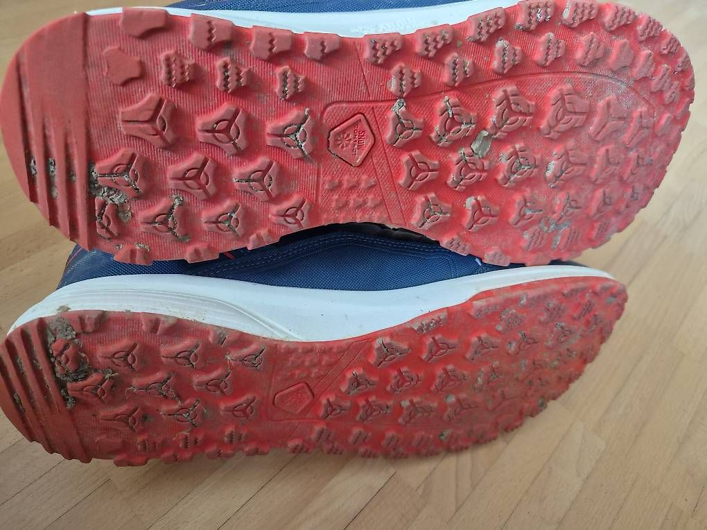 Scarpe da uomo: wasserdichte Schneewanderschuhe Mittelblau Grösse 47 – Usato da Jona venduto da Mona4490 1