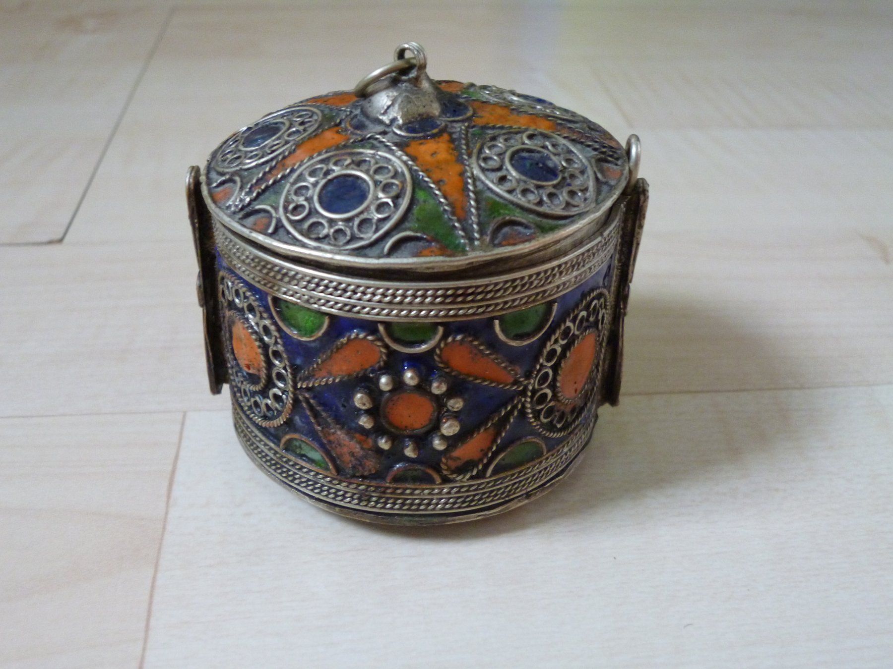 Barattoli: VINTAGE Berber-Schmuckdose DOSE – Usato da Dättlikon venduto da Mamakuga 4
