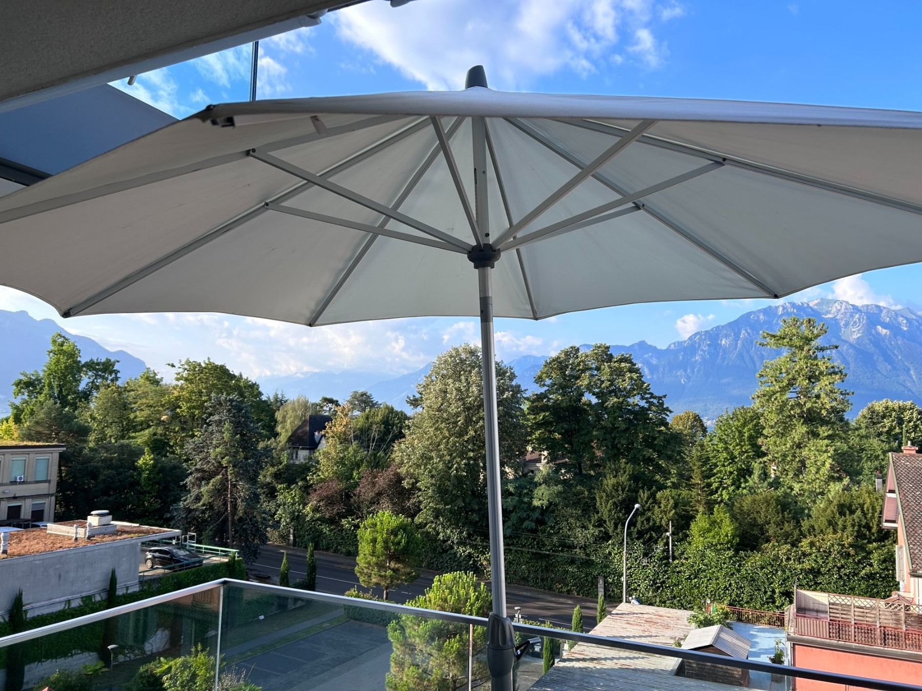Glatz Parasols: Parasol – D'occasion à Clarens par beatholzer 1