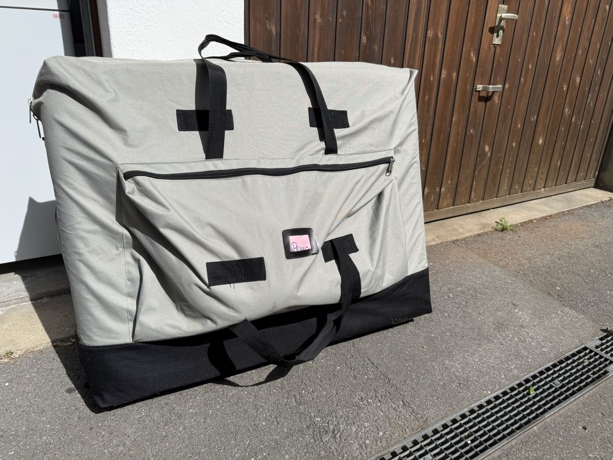 Sedie a sdraio: Mobile Behandlungsliege / Massageliege mit Transporttasche – Usato da Brunnen venduto da RoliKr8 1