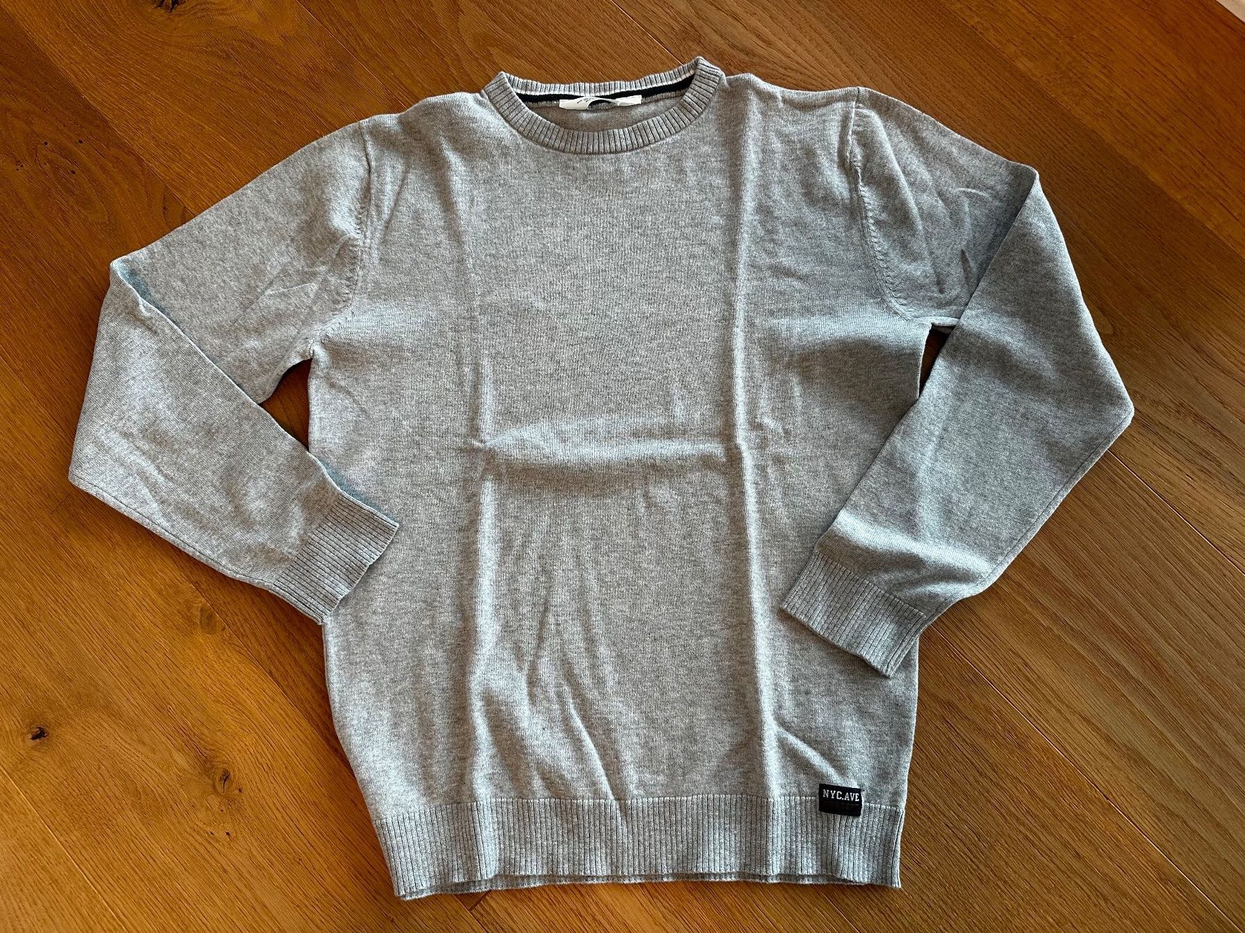H&M Maglioni & Felpe: H&M Feinstrick Pullover Gr. 158, grau meliert – Usato da Sissach venduto da tapasu