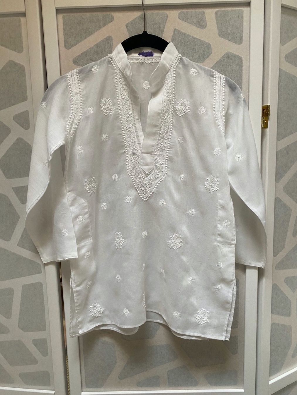 Camicette, T-shirt & Top: Belle tunique blanche. 6ans – Usato da Grund b. Gstaad venduto da PlageNeige