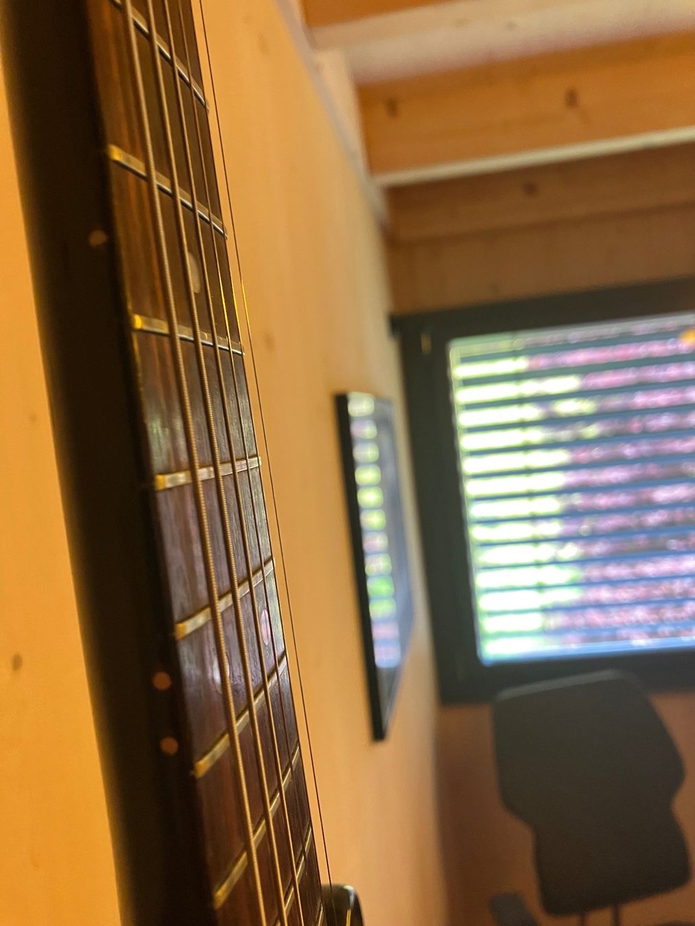 Strumenti musicali: 1980 HOFNER MODEL S3N SOLID GUITAR – Usato da Thörishaus venduto da Kasthoferstrass 2
