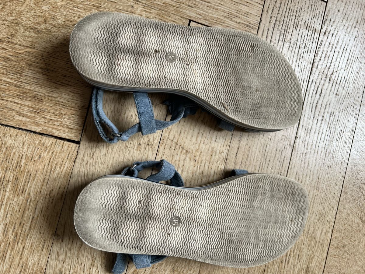 Scarpe per ragazze: Sandalen Esprit Grösse 36 – Usato da Beinwil am See venduto da brigittehug 3