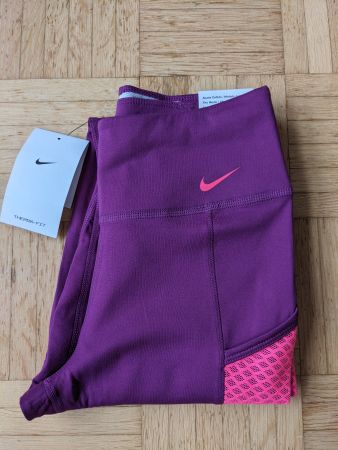 Nike Therma-fit Thermo Sportleggings XS - neu mit Etikett