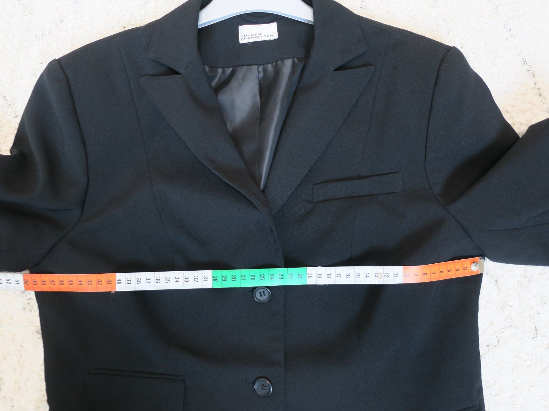 Completi & Tailleur: Schwarzer Anzug – Usato da Zürich venduto da null8 1